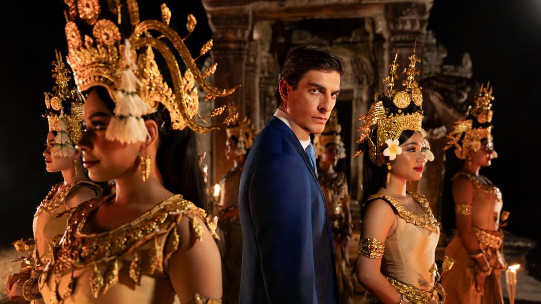 the model with Cambodian dancers