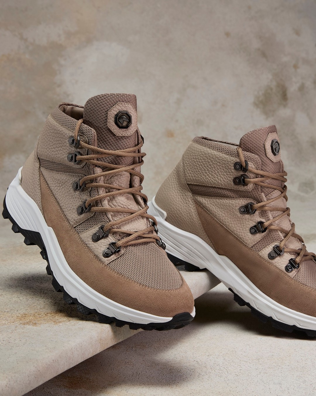 Sneakers, 100% calfskin leather with suede and technical fabric details