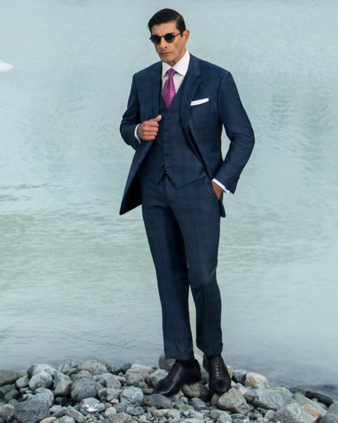 Two-button Fiesole suit, 100% wool
