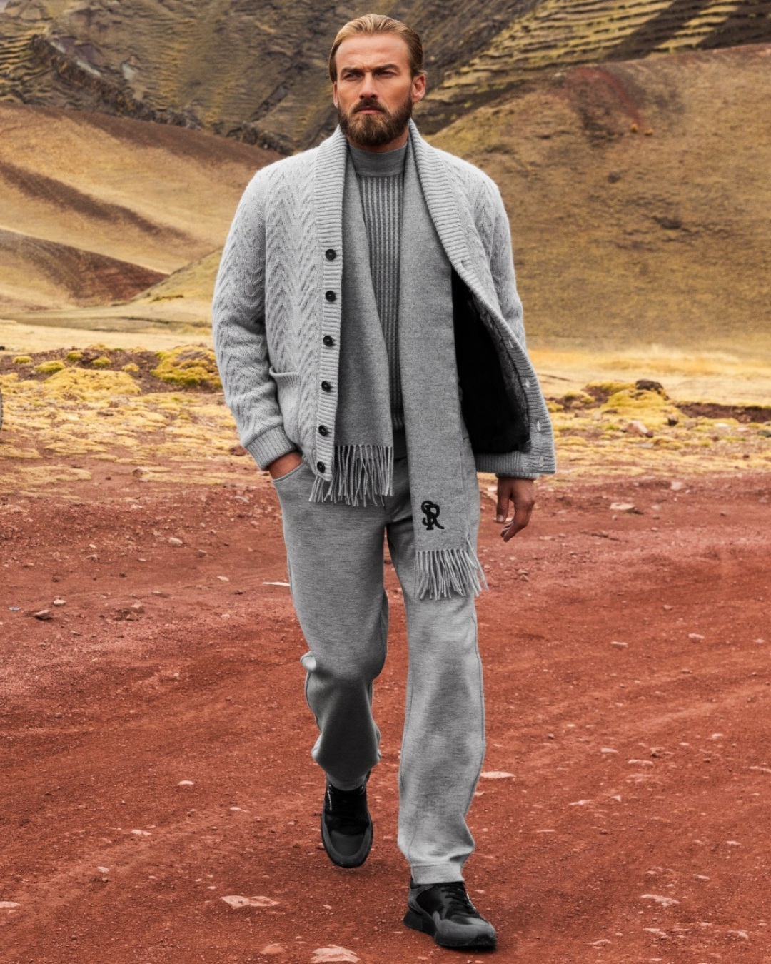 Knit cardigan, 100% cashmere and Orylag fur