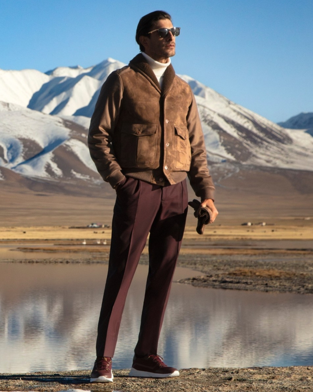 The model in Shar Nuur Lake