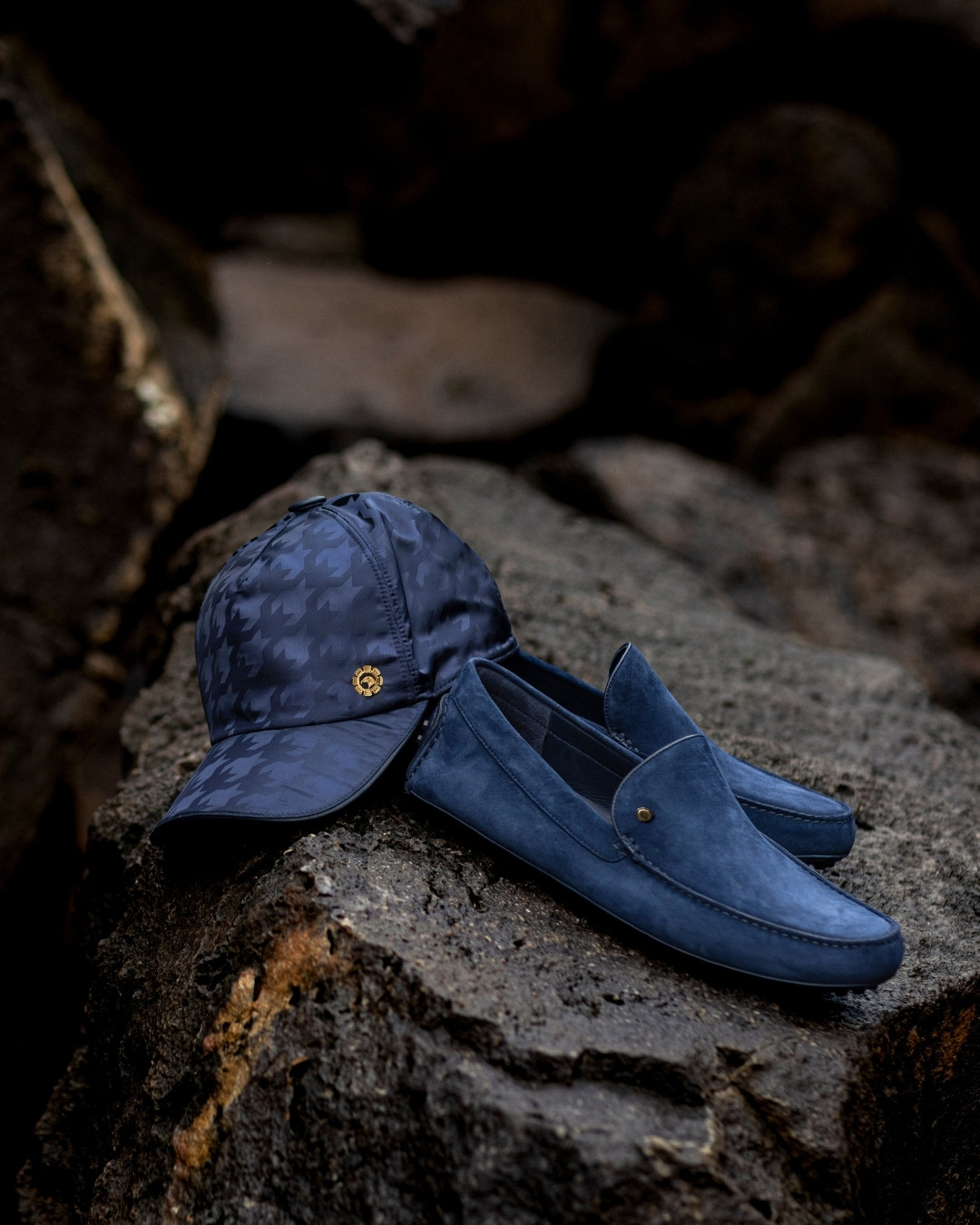 Baseball cap, nylon technical fabric with Nappa lambskin leather details