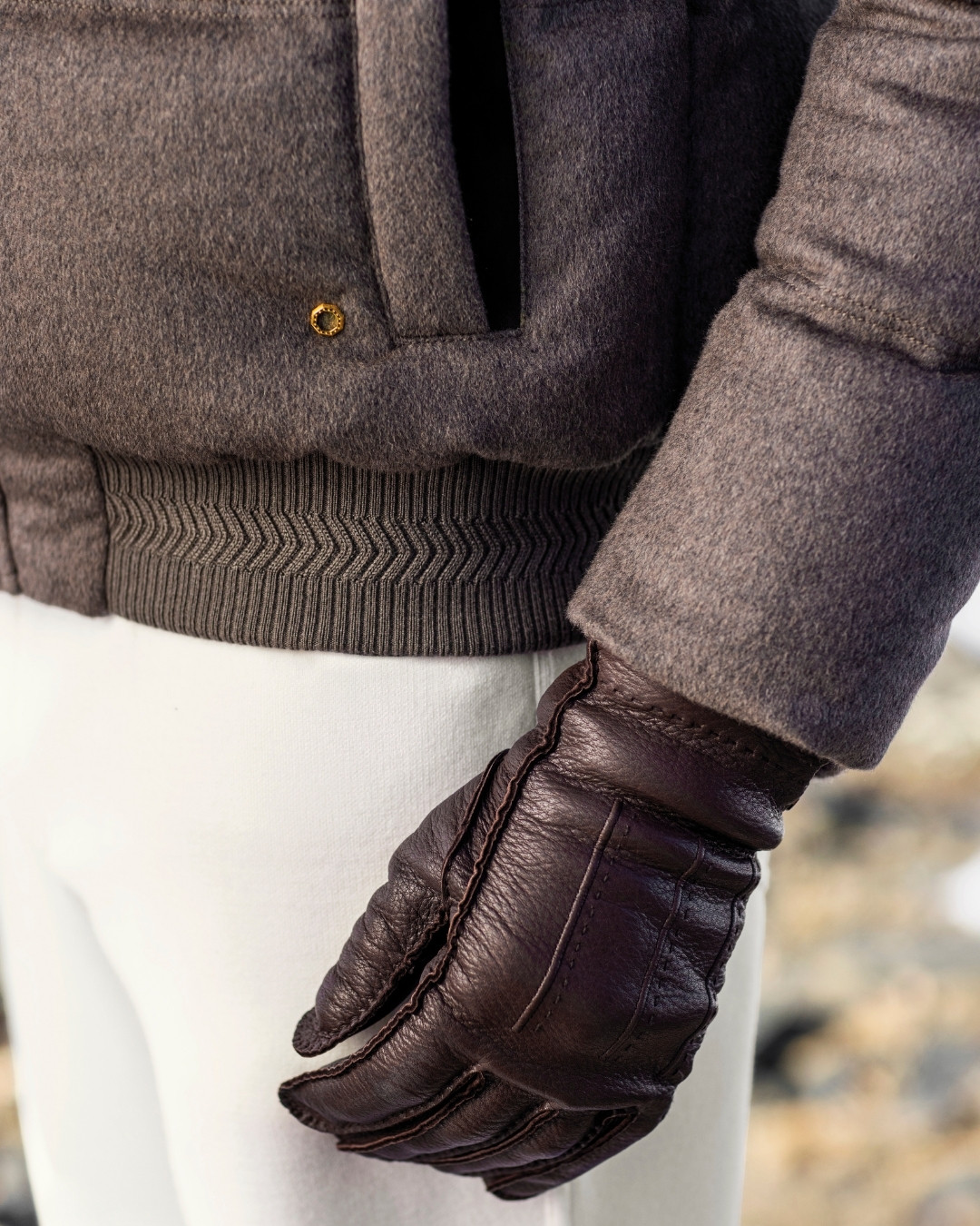 Handmade gloves, 100% deerskin leather