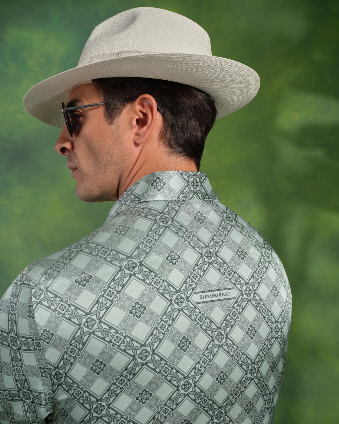 Details of Printed shirt, 100% silk