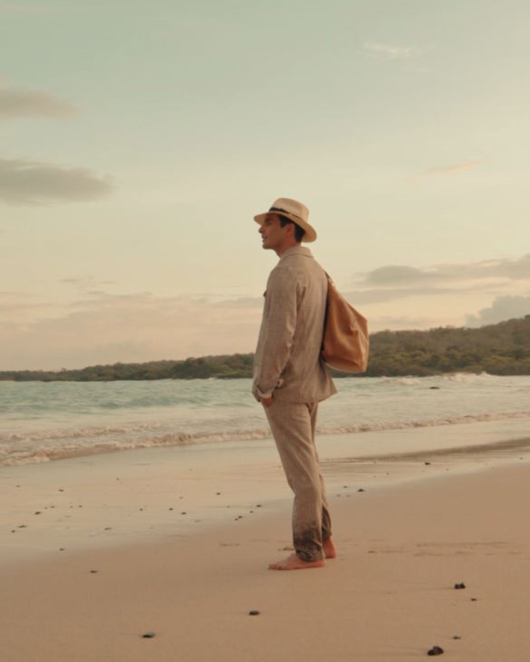 Cover video of Welcome to Paradise