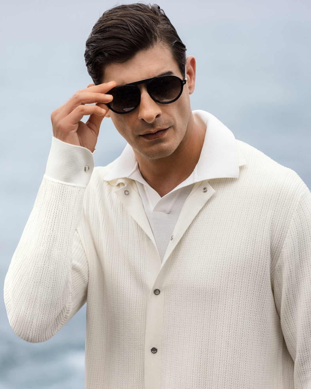 The model on the Santa Fe Island