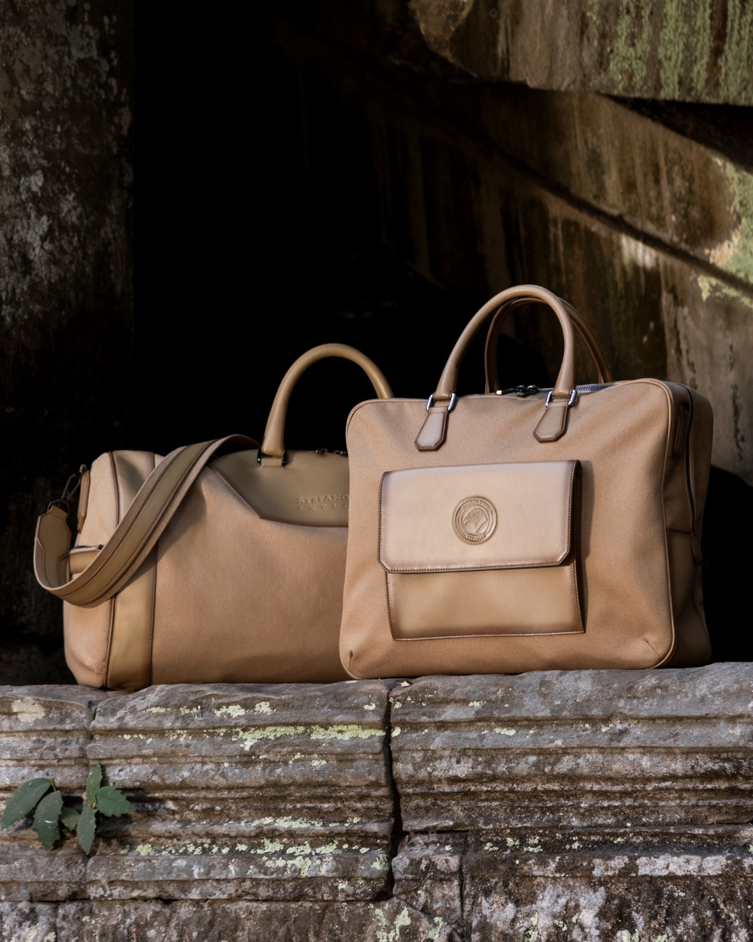 Handmade duffle bag, 100% cotton with calfskin leather details
