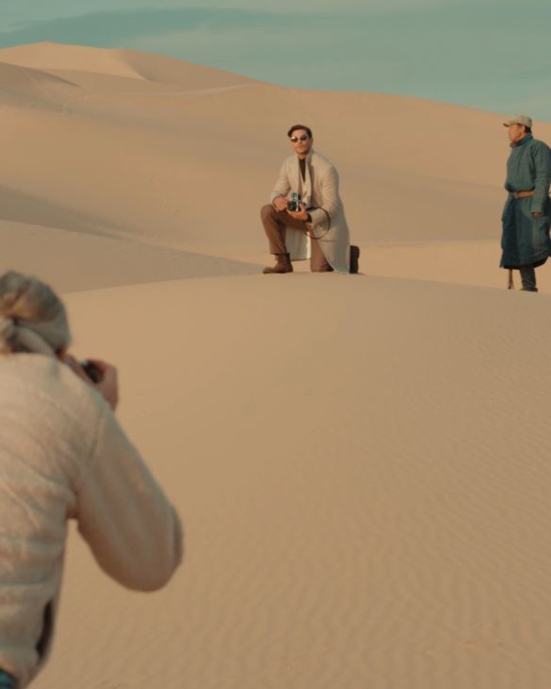 Cover video of A remarkable photoshoot in the Mongolian desert