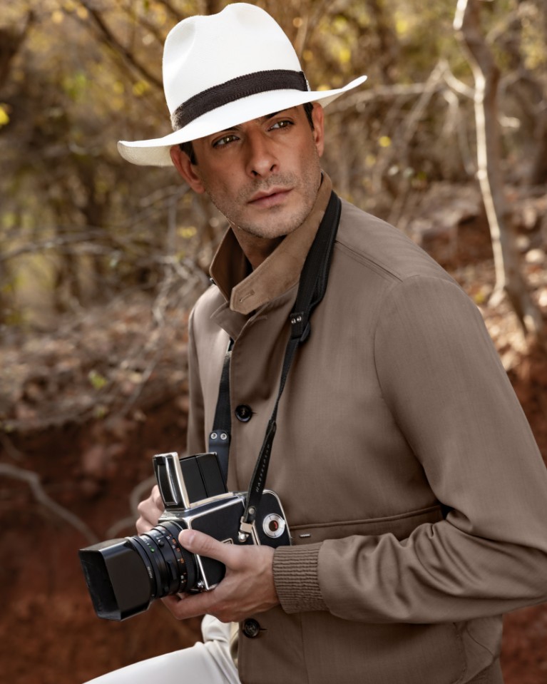 model observing at the Ranthambore National Park