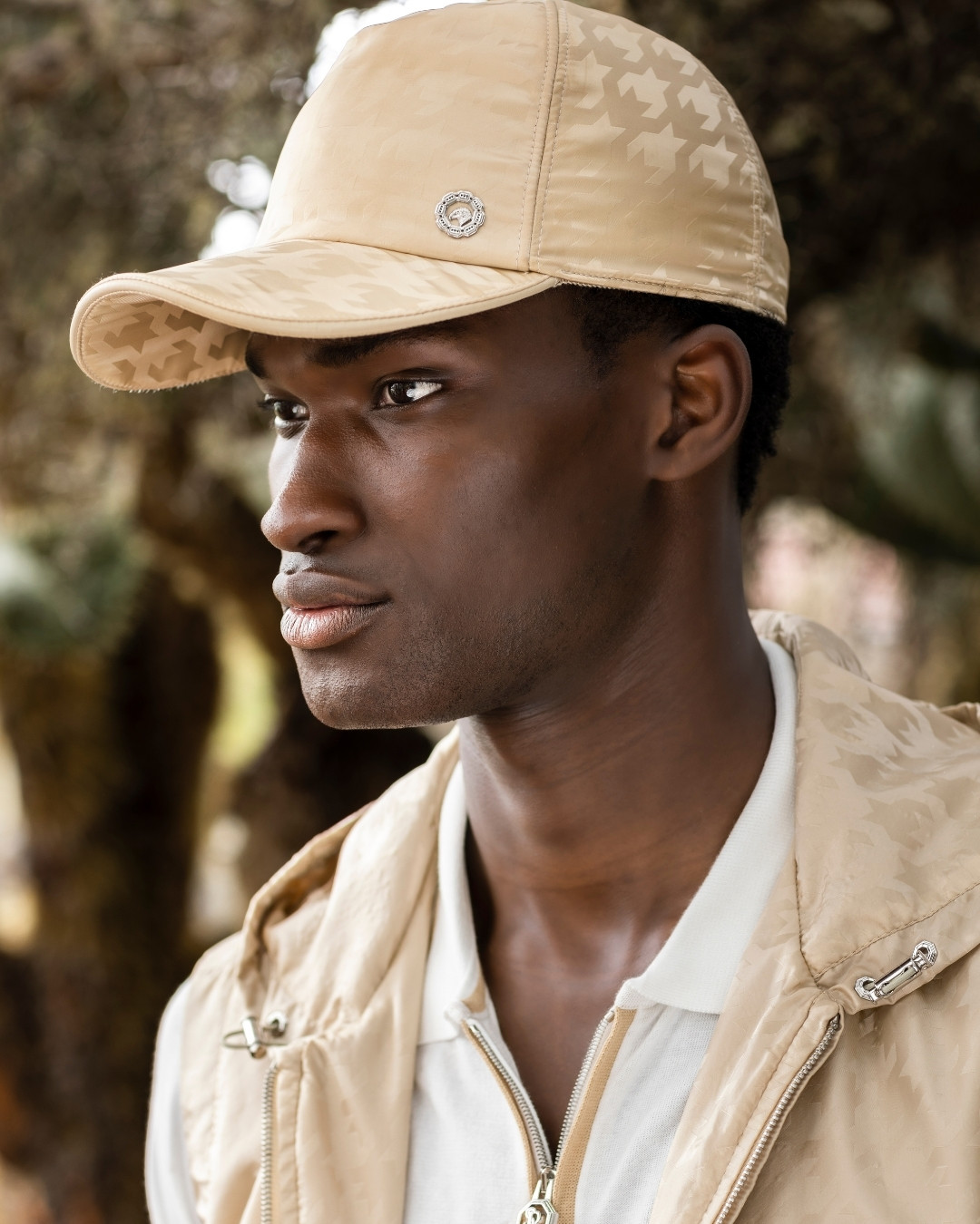 Baseball cap, nylon technical fabric with Nappa lambskin leather details