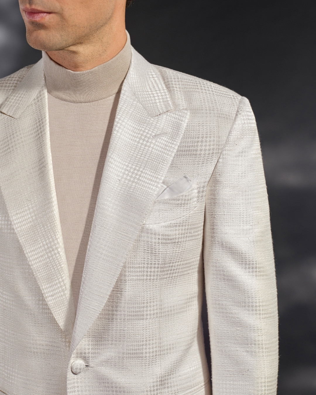 One-button Fiesole tuxedo jacket, 100% silk