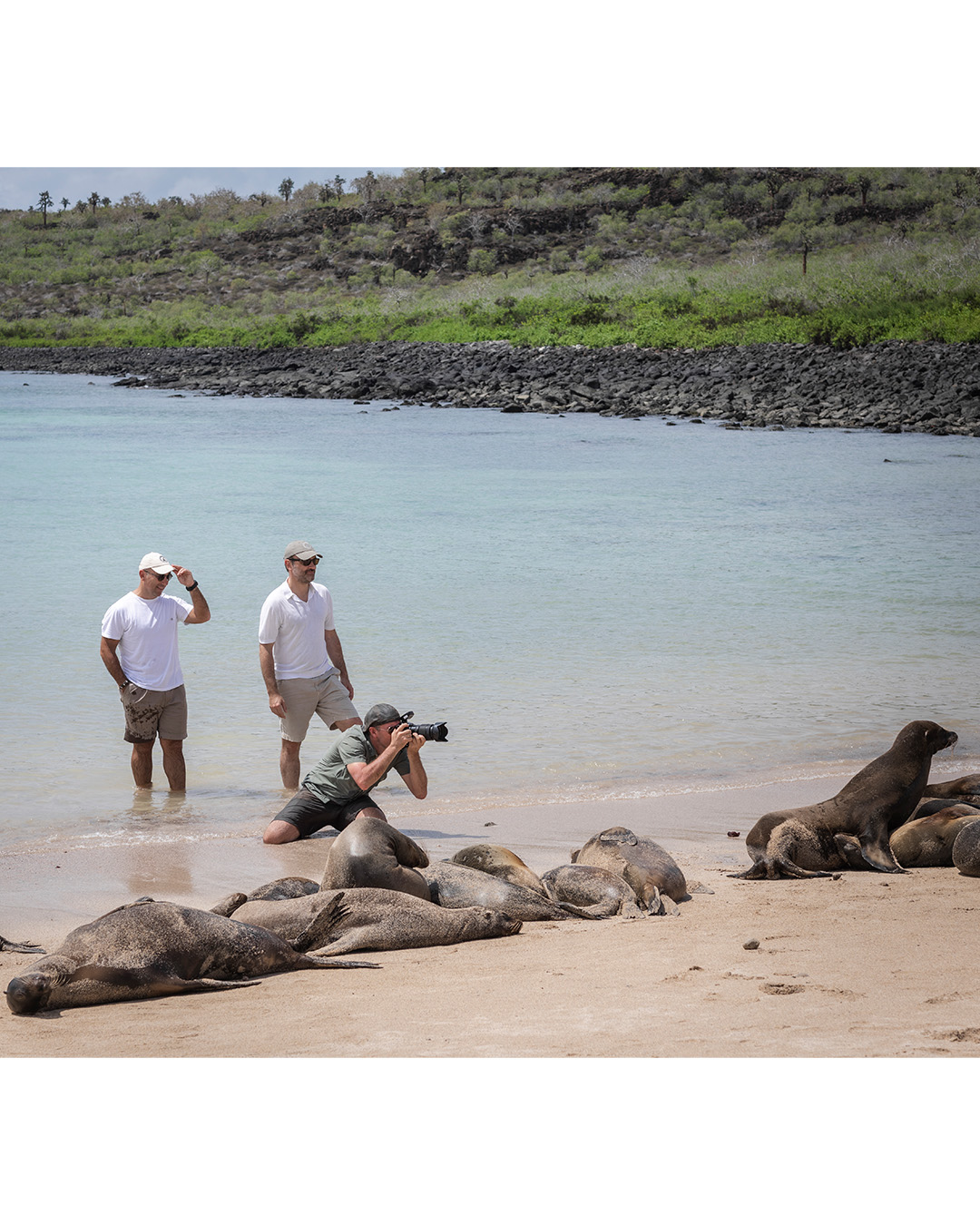 Filippo and Niccol&ograve; Ricci overviewing Mattias Klum in action for the STEFANO RICCI Explorer Gal&aacute;pagos project.