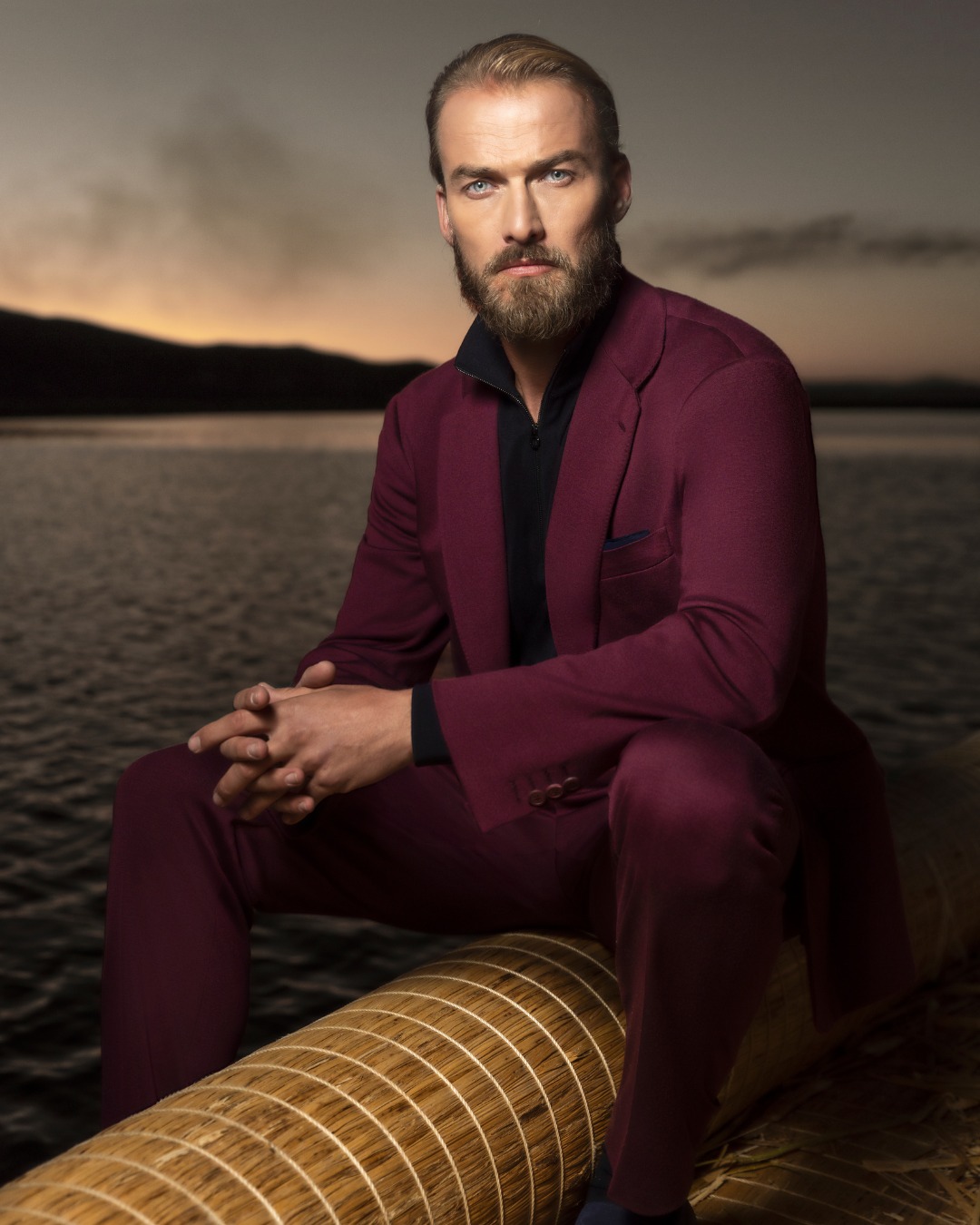 Alpha Yarn jersey two-button jacket, 100% cashmere