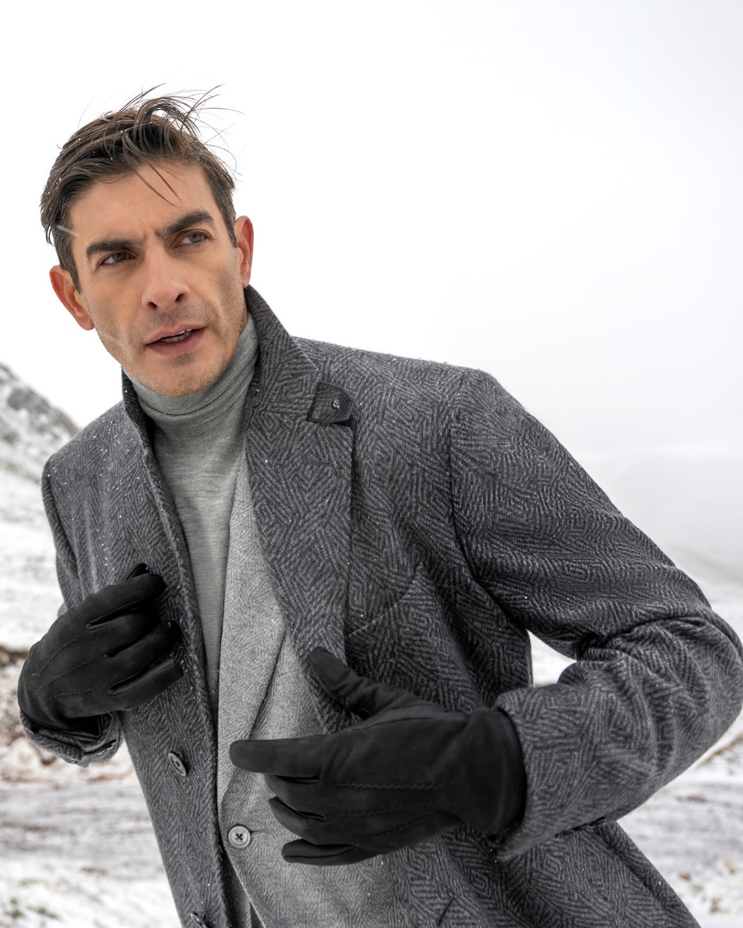 Deconstructed three-button coat, 100% cashmere