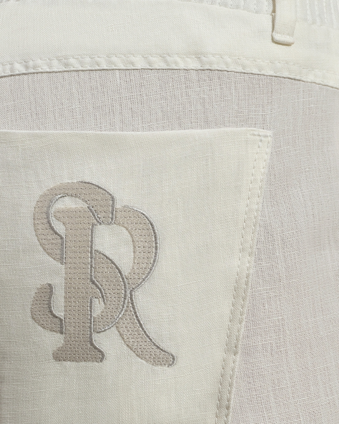 Bermuda shorts, linen