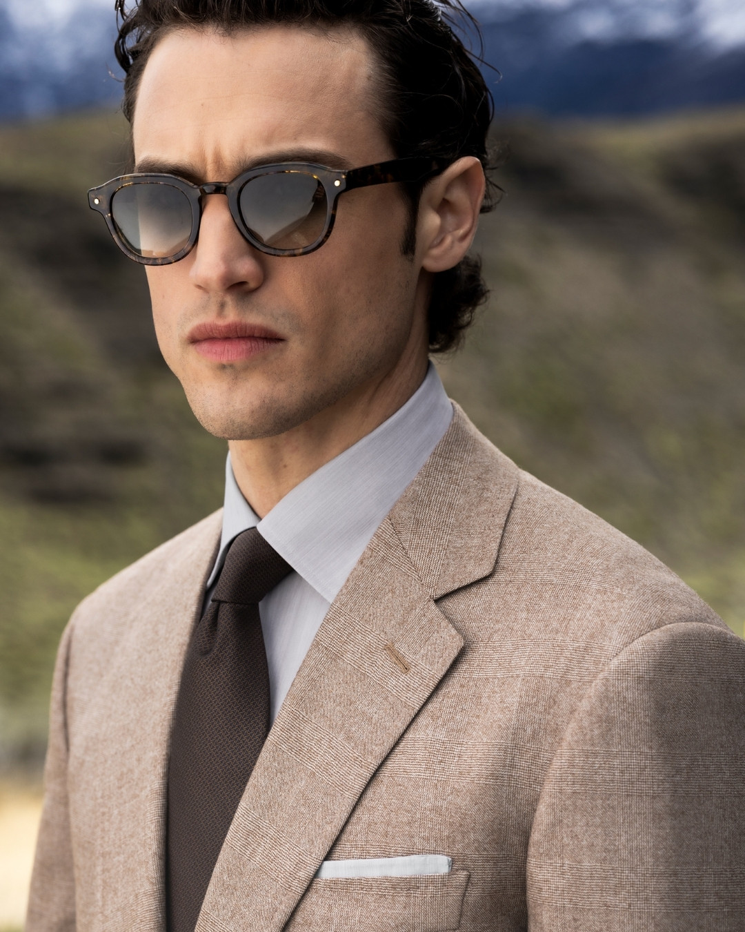 Deconstructed two-button suit, wool and cashmere