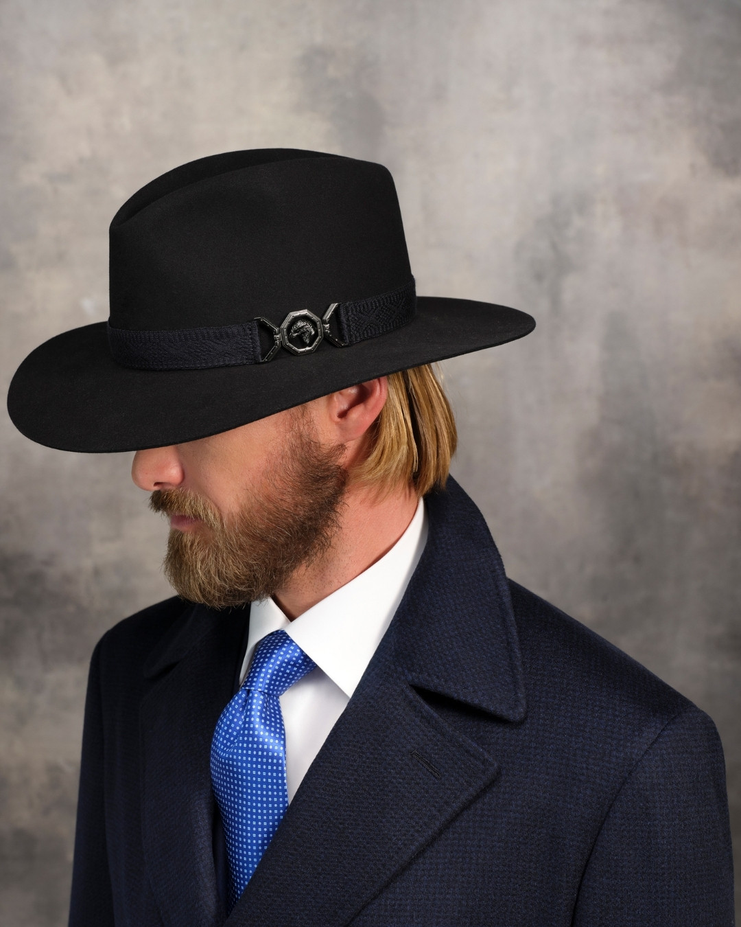 Fedora hat, 100% felted beaver with silk band
