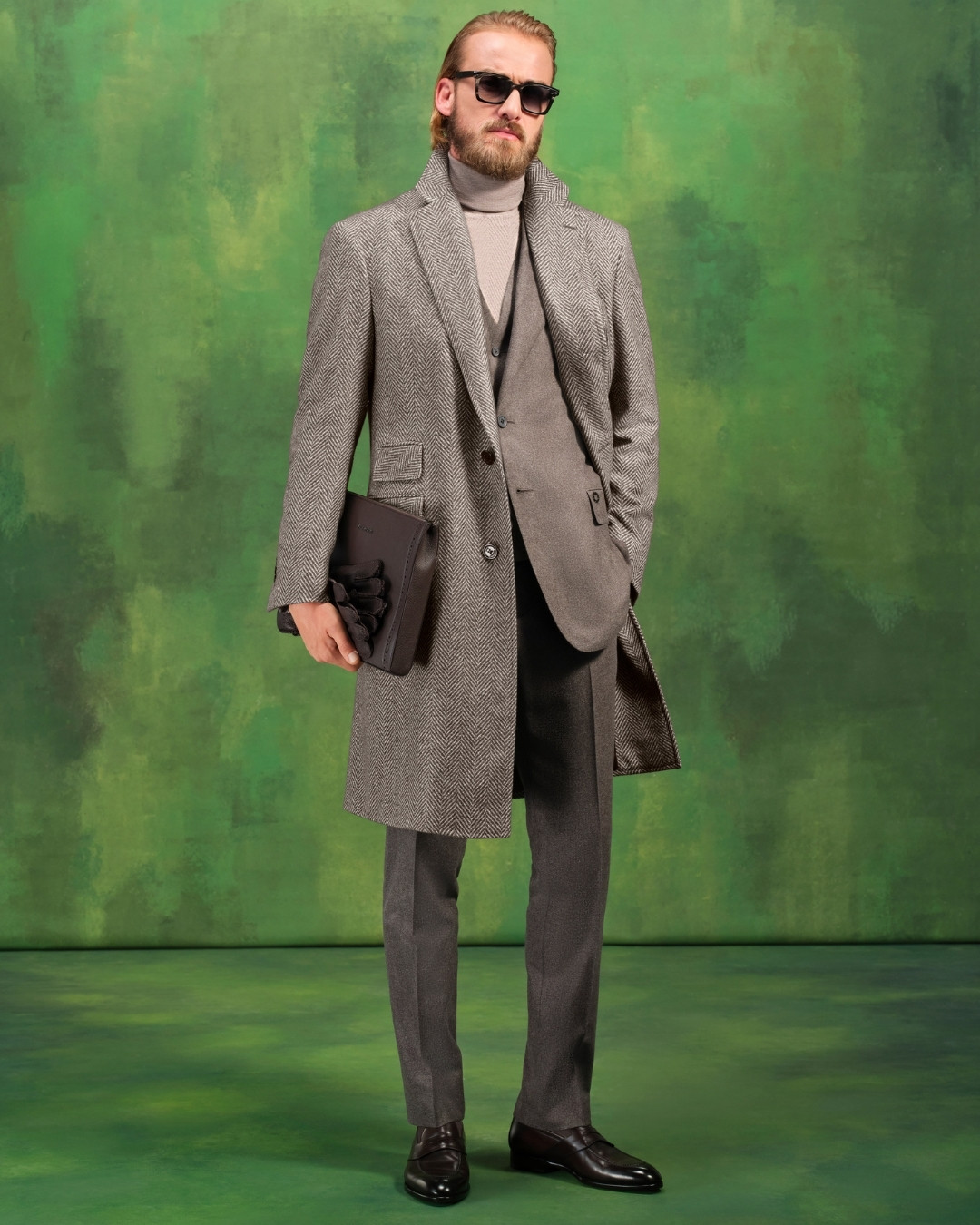 Deconstructed two-button suit, wool and cashmere