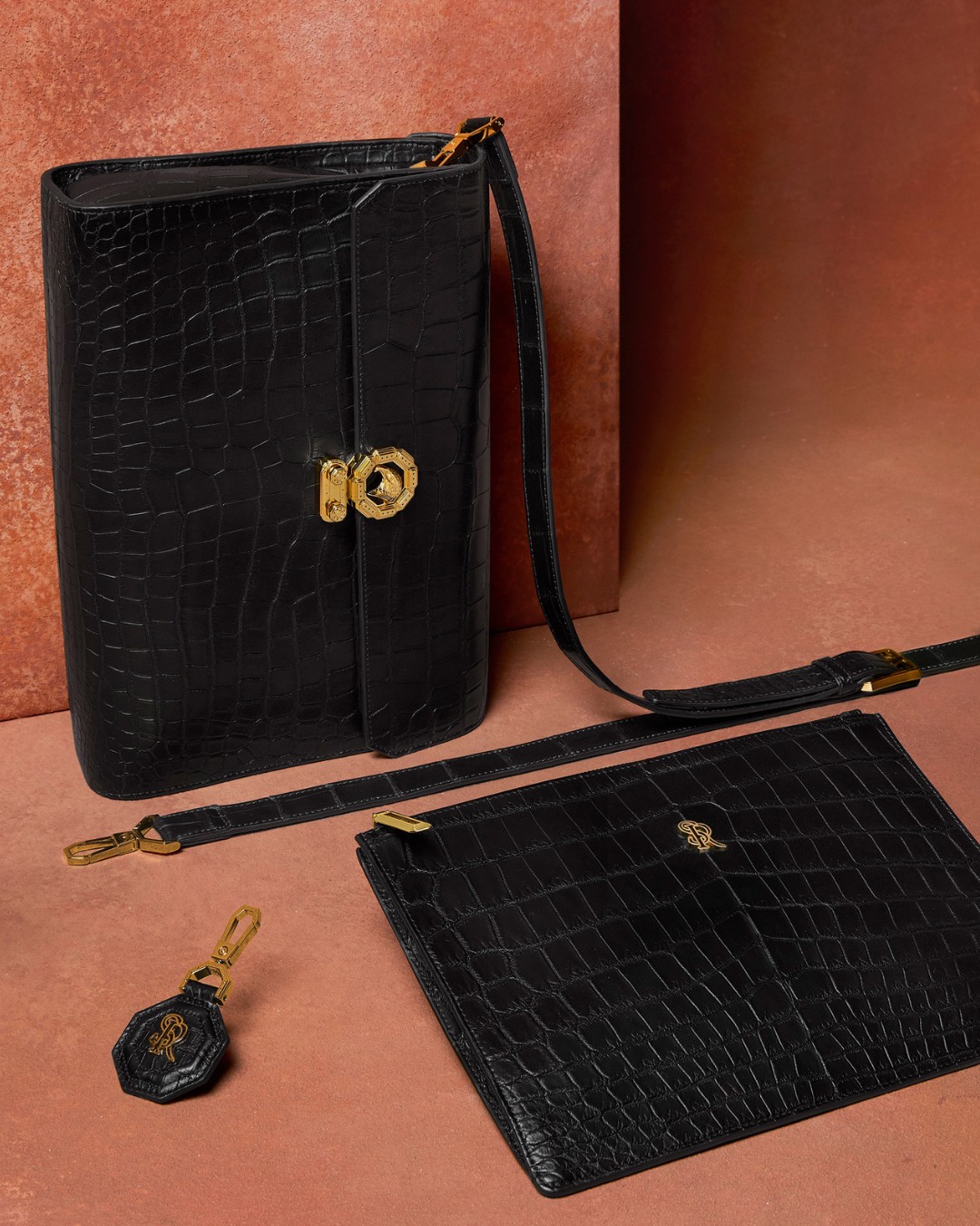 Handmade messenger bag, 100% crocodile