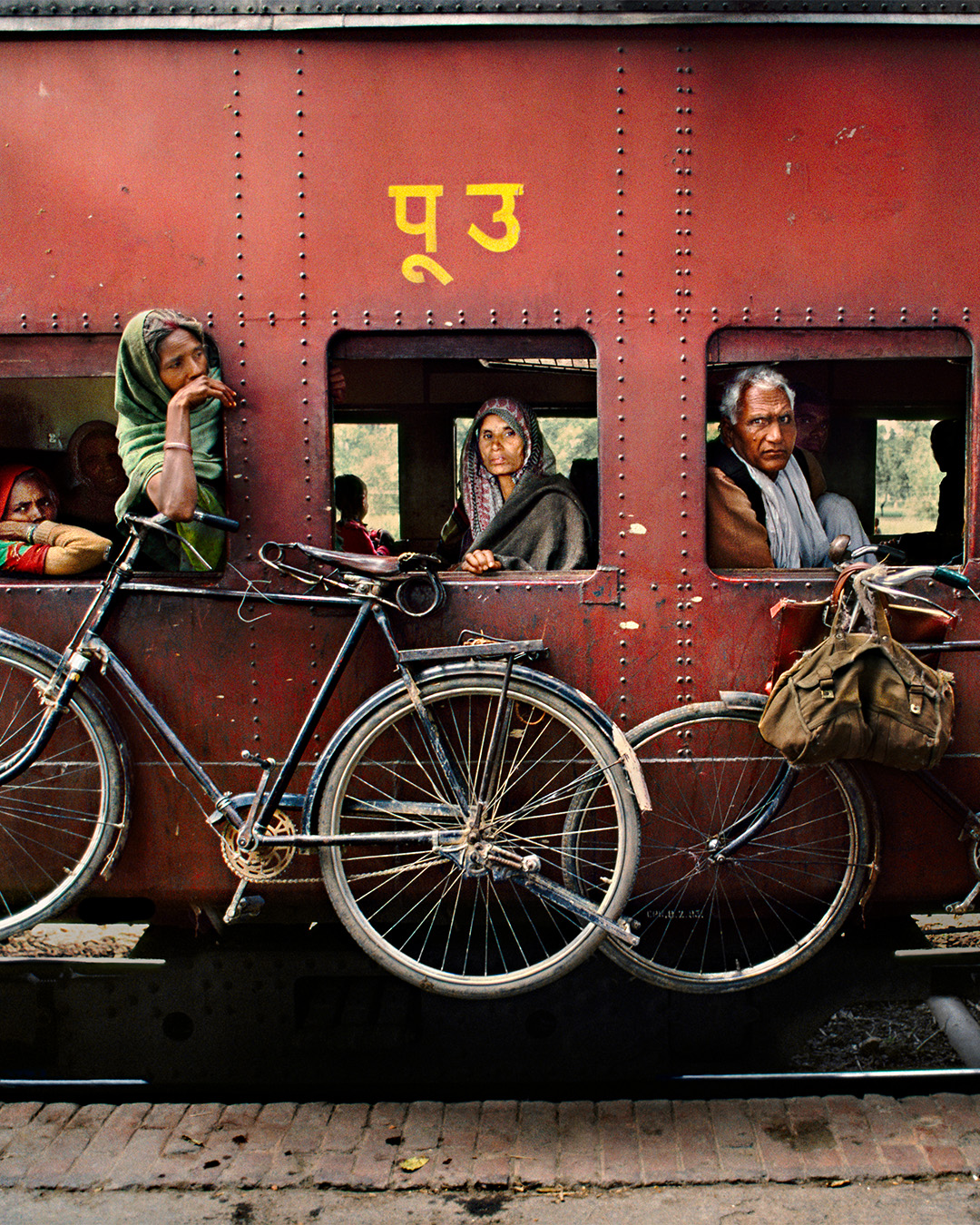 Bicycles on Train, West Bengal, India, 1983 &copy; Steve McCurry