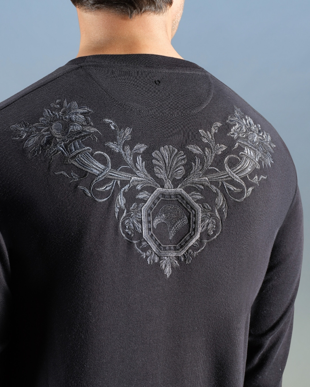 Details of Crewneck t-shirt, 100% cotton